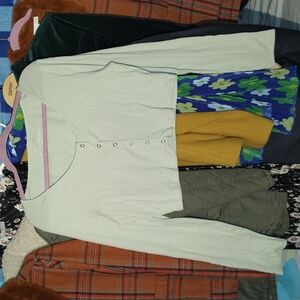 Aeropostale Sage Long Sleeve Cropped Snap Front Top